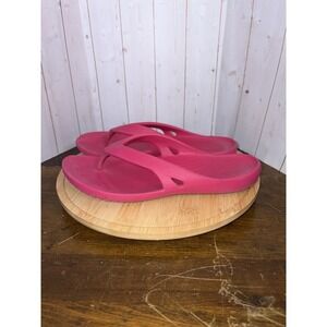 Crocs Flip Flop Sandals Women 9 Kadee II Shoe Hot Pink Toe Thong Comfort Slides